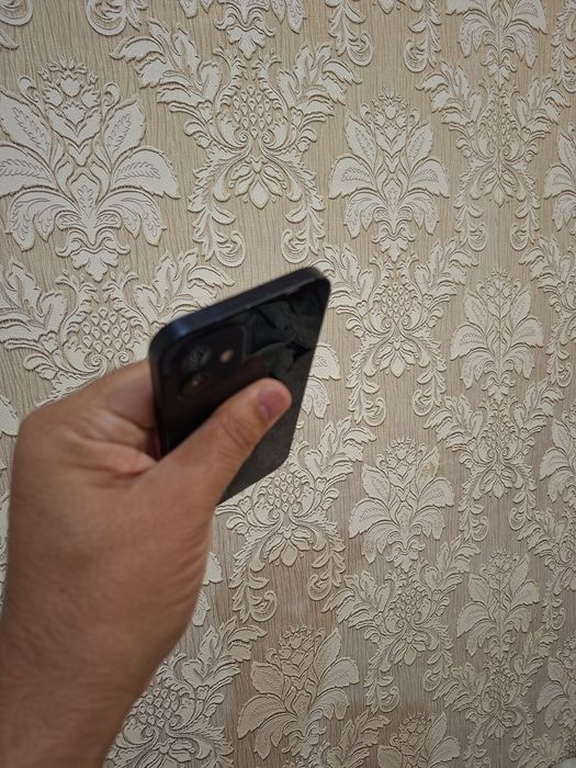 Продам айфон 12 синий 128г 80% емкости