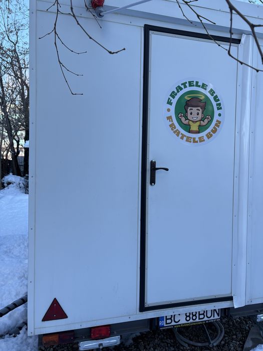 Vand afacere la cheie - rulota comerciala noua cu totul in garantie