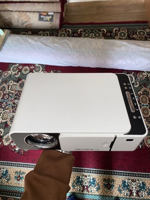 Продаётся проектор