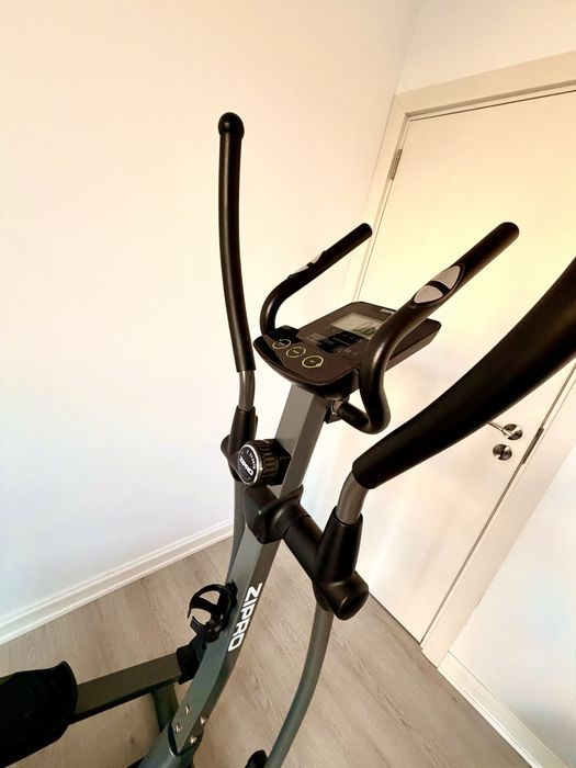 Bicicleta fitness eliptica Zipro