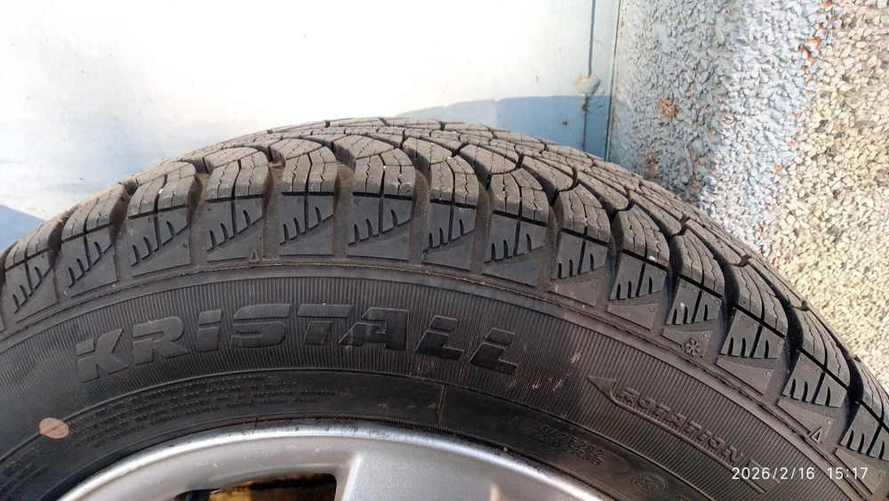 Оригинални джанти Пежо 15 цола,4x108 с нови зимни  гуми-Fulda Дот-2024