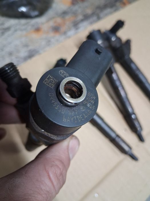 Injectoare Opel Insignia 2.0 Ar0DTH 2010