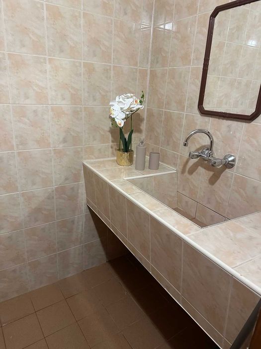 Дава се под наем Двустаен апартамент в Благоевград, Идеален център - 65 кв.м за 306 € - Снимка #1