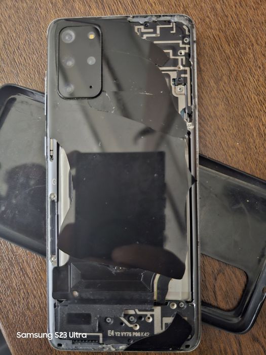 Samsung s 20 plus 128 гб