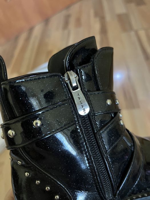 Сапожки бренд Tahari,Америка