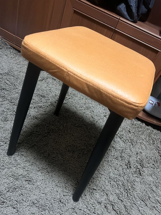 Табуретки новые в упаковке