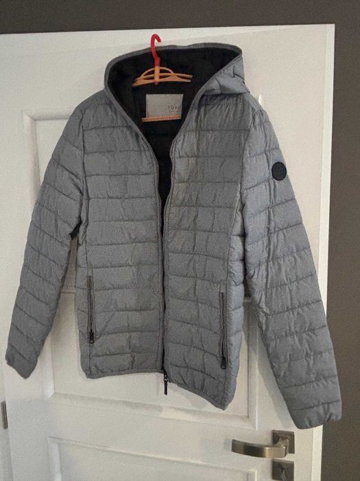 Палта и  якета  М-Л, както и за 12г MARX , LCW, TOM TAILOR, ZARA