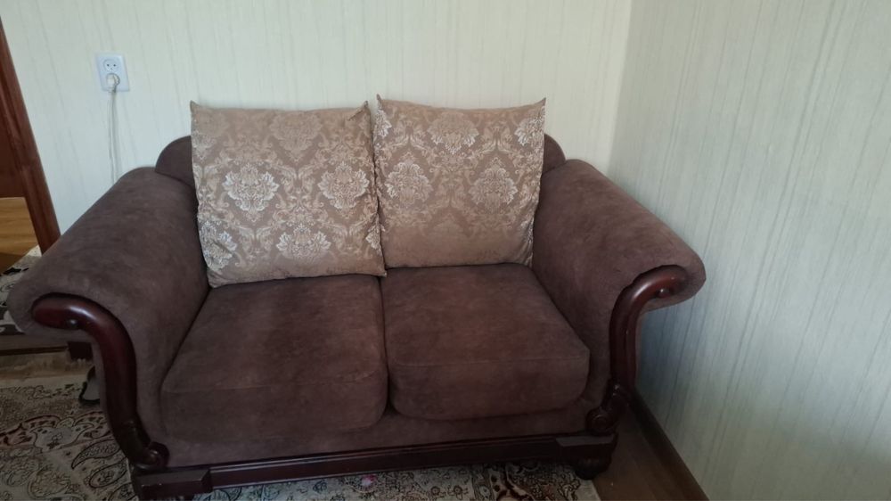 Диван для гостинной