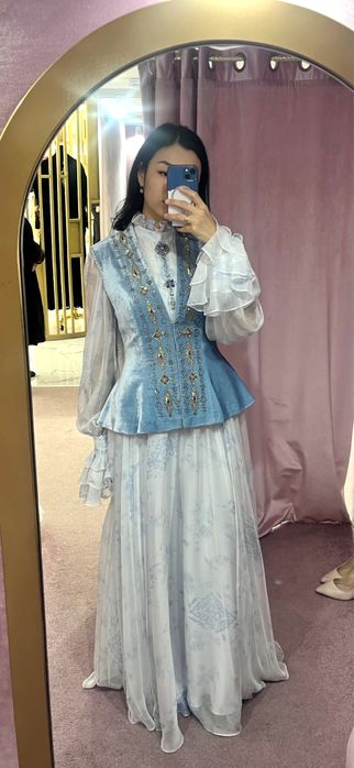 Бешпент, Көйлегі, кәжекейі