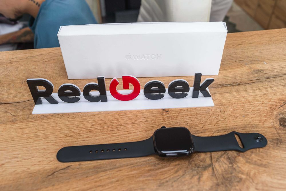 Apple Watch Series 11 46mm черный Рассрочка Магазин Red Geek