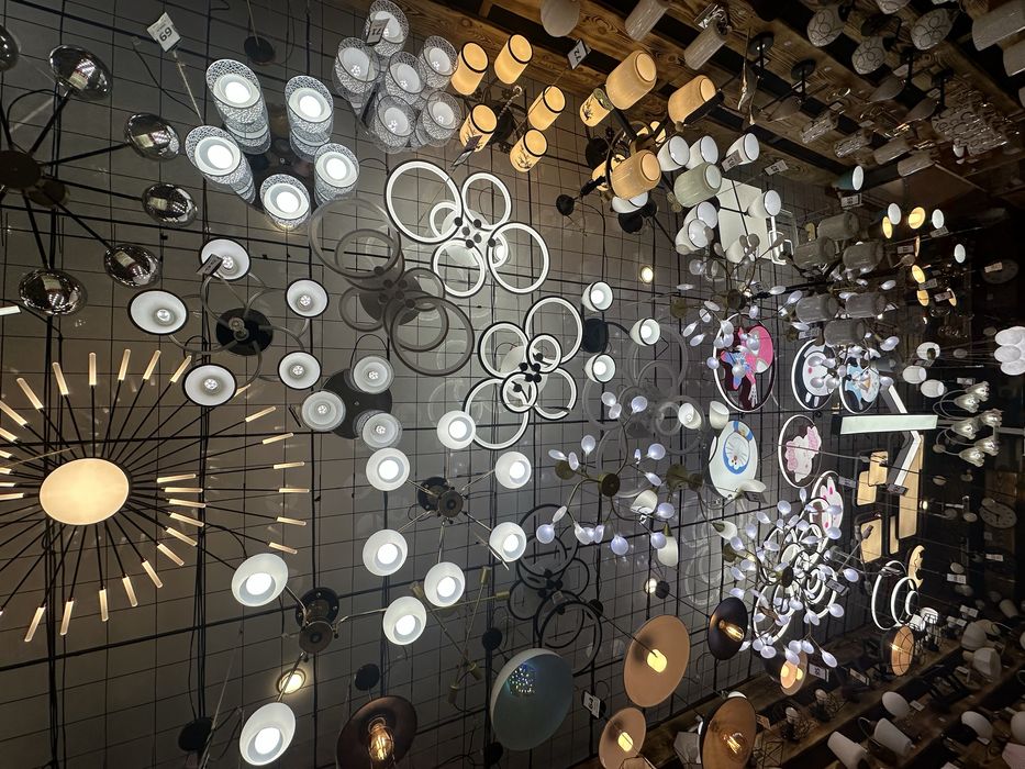 Люстры, Бра, Светоприборы.