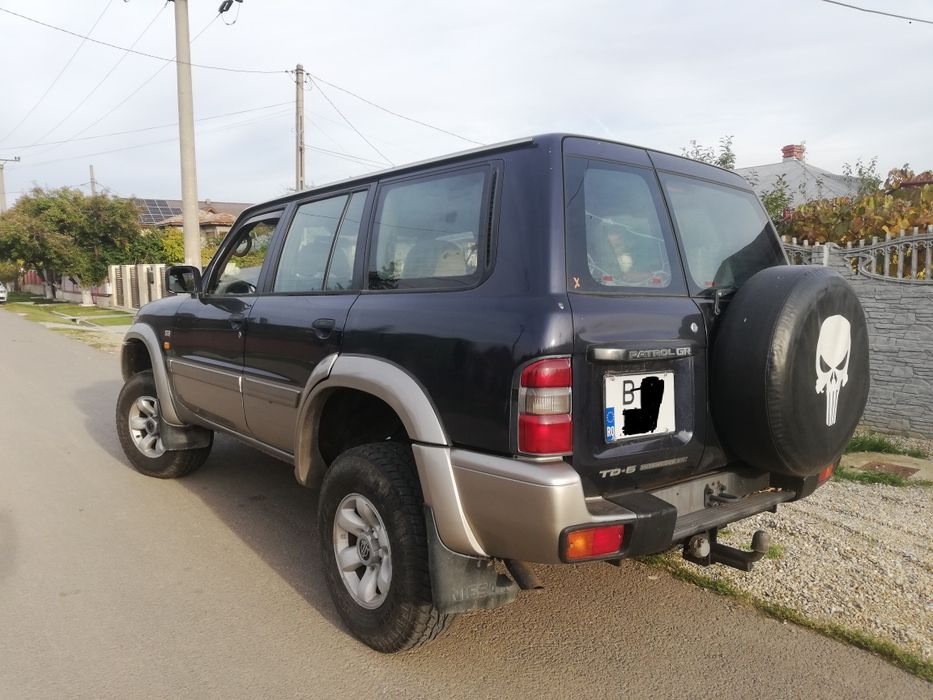 Nissan Patrol Y61 motor 2.8, 7 locuri