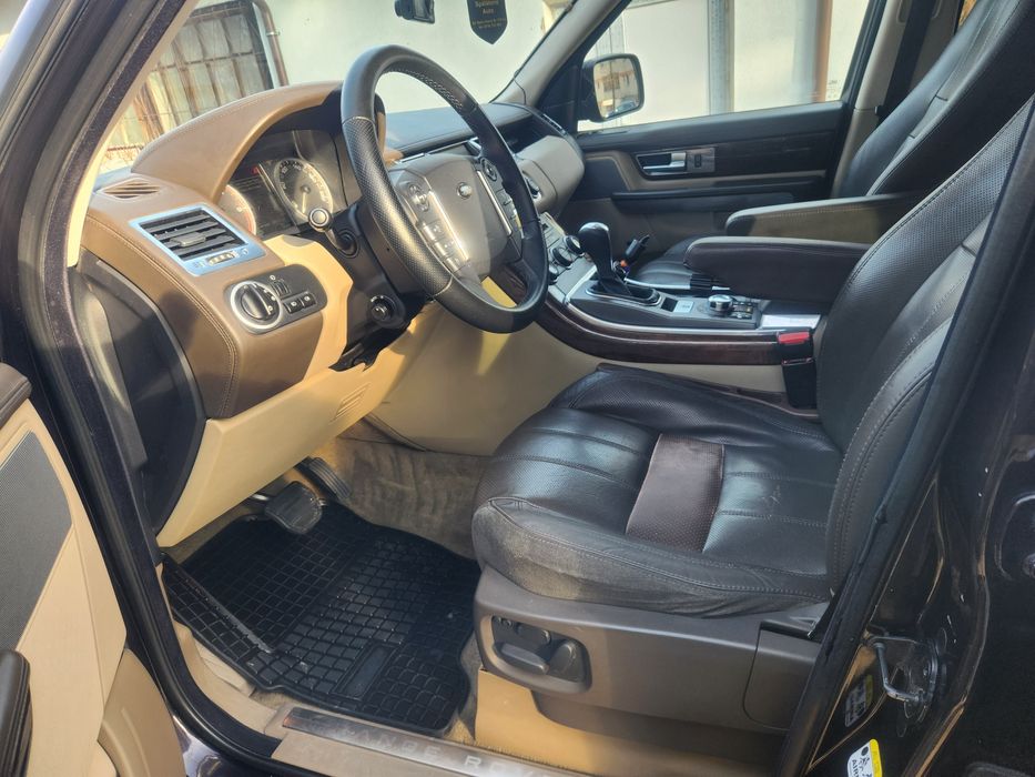 Range rover sport 2011