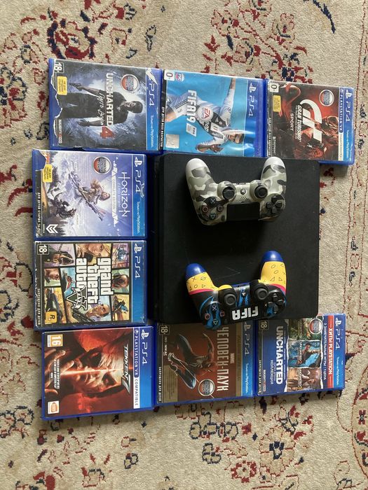 Sony playstation slim 4