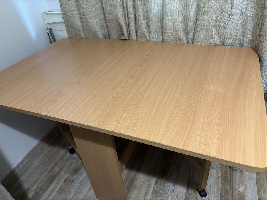 Masă pliabilă din lemn + scaun de birou BONUS – 120x74 cm