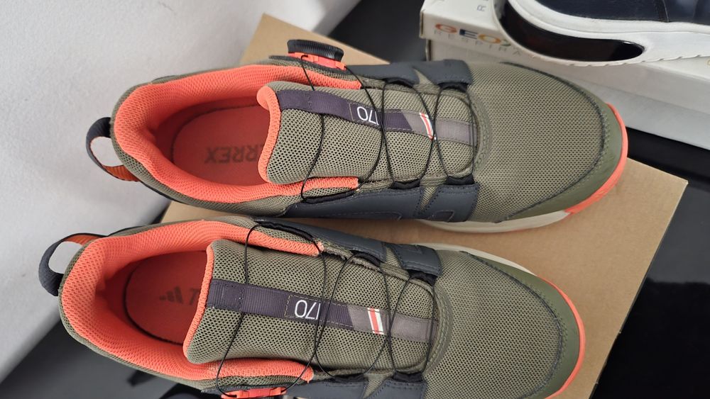 Маратонки Geox, Adidas Terrex, Columbia 40 номер