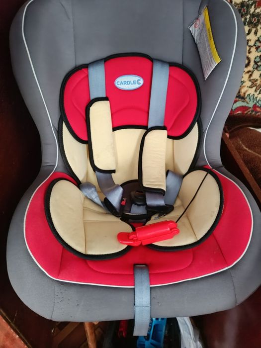 Продам детское автокресло.
