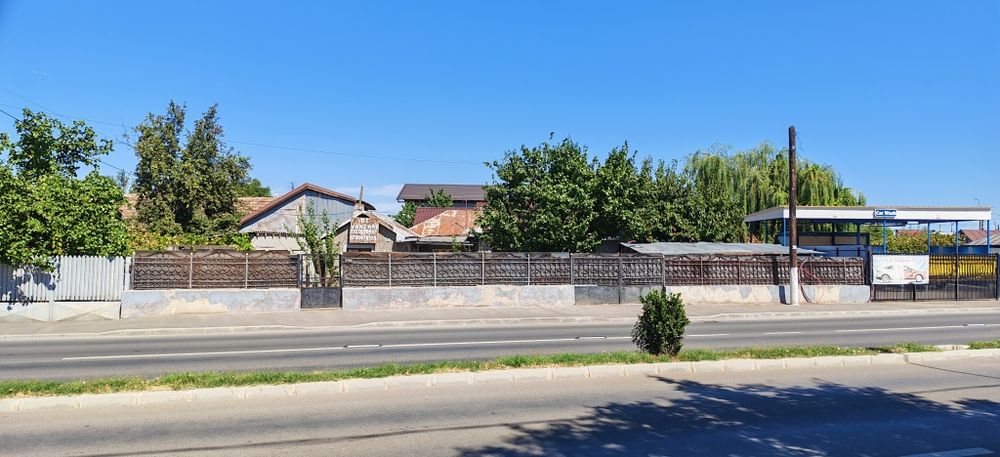 Casa de vânzare str Bucuresti nr 389
