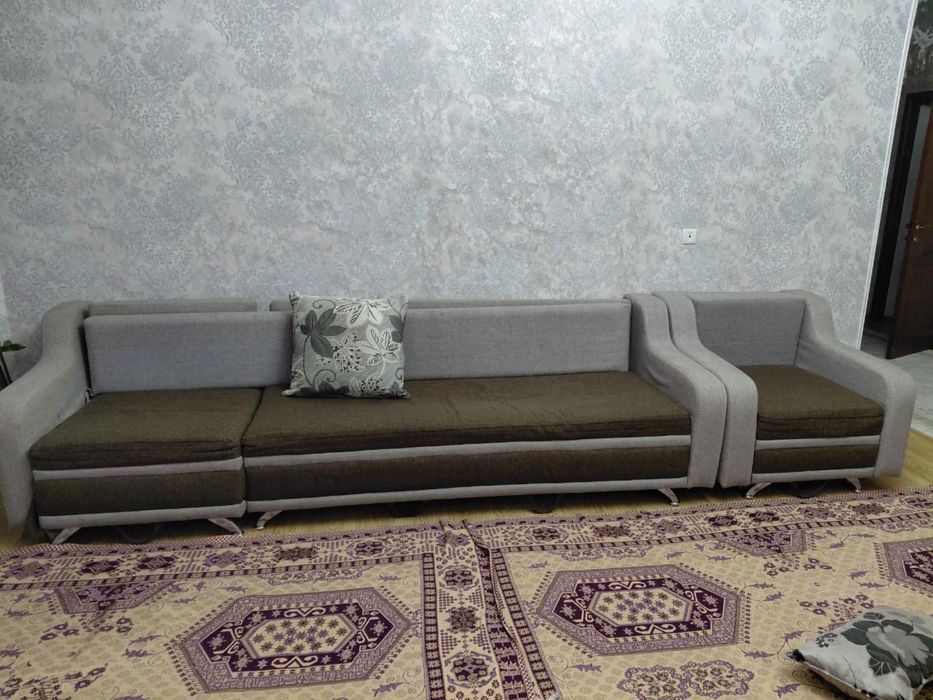 Домашний диван сатылады
