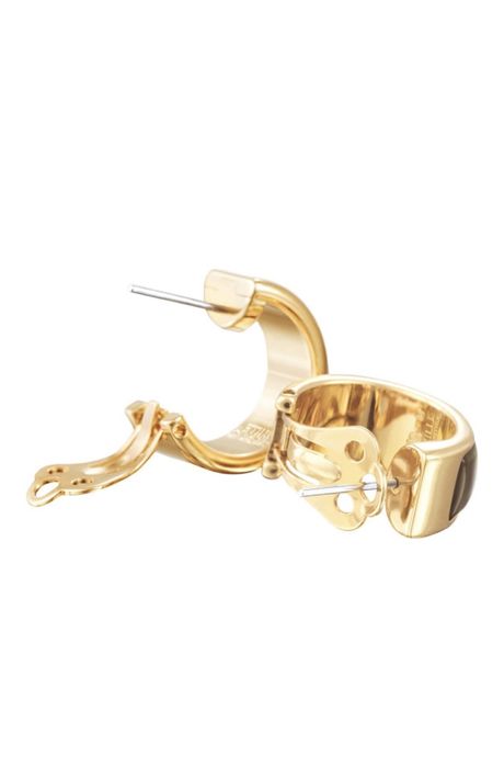 Серьги от бренда Freywille.