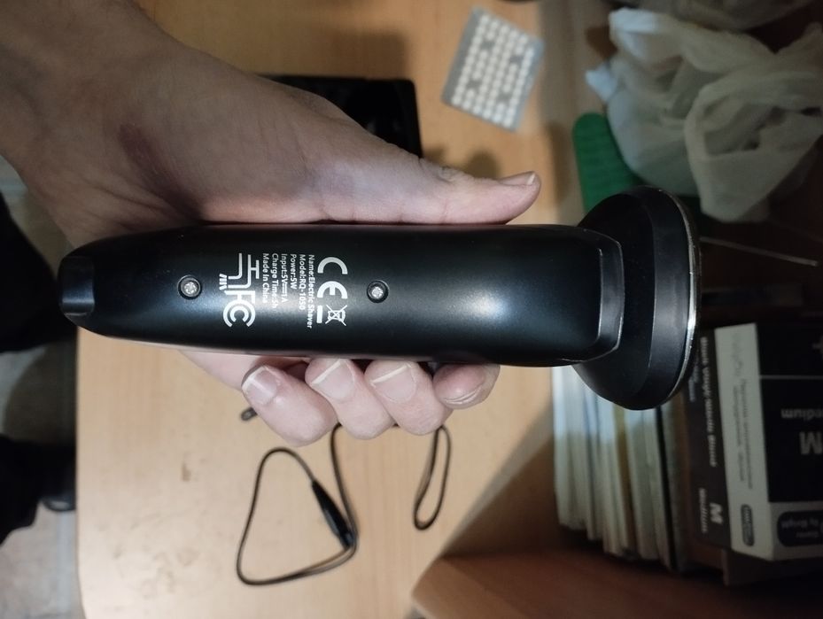 Мужская электробритва