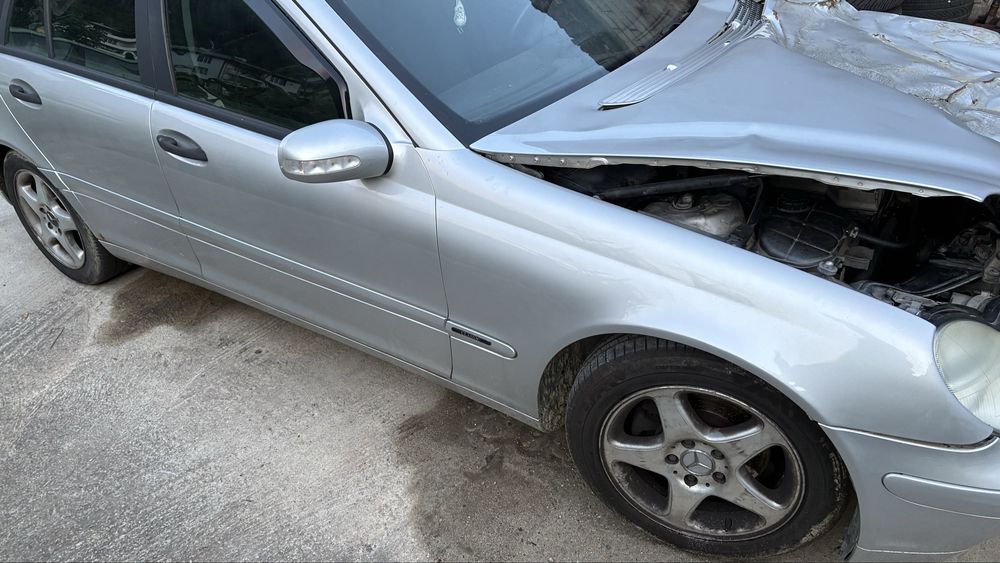 Mercedes c180 на части