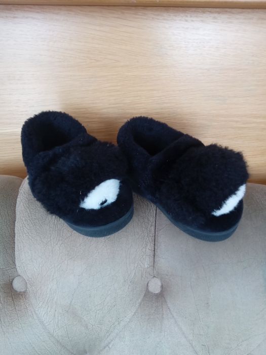 Детски ботуши-апрески,боти-естествен велур, маратонки-светещи,пантофи