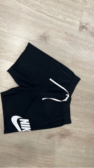 Оригинальные вещи найк