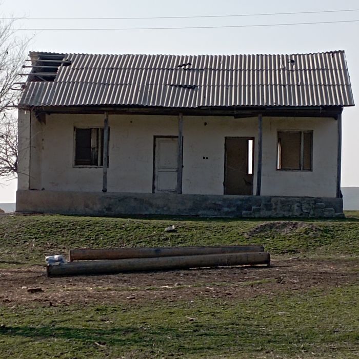 Katej uy sotiladi 2 hona manzil:Andijon shahar Qoʻrgʻontepa tuman