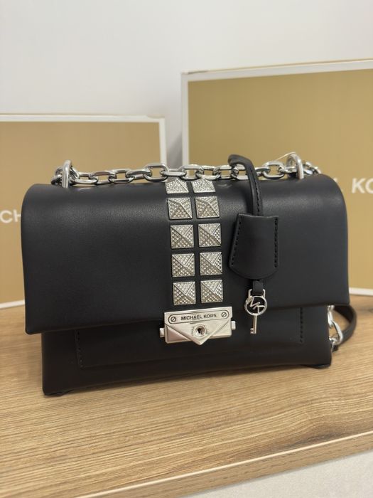 Michael Kors чанта CECE