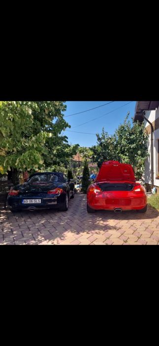 Porsche Boxster 2.5i Cabrio 19500 €  Accept Variante 
Hardtop
Climatr