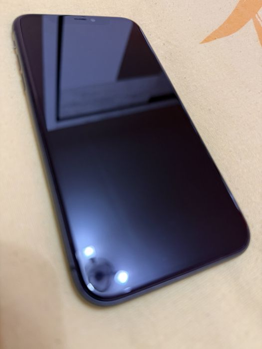 iPhone 11 64GB -черен