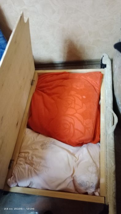 Продам диванчик раскладной