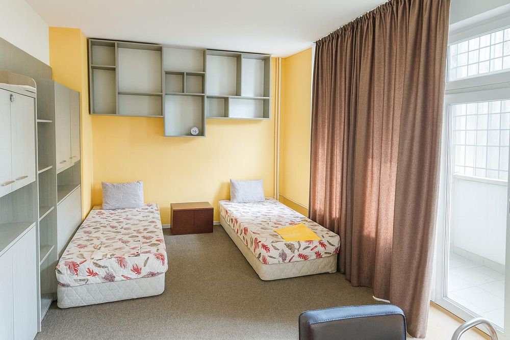 Дава се под наем Многостаен апартамент в Пловдив, Изгрев - 120 кв.м за 510 € - Снимка #1