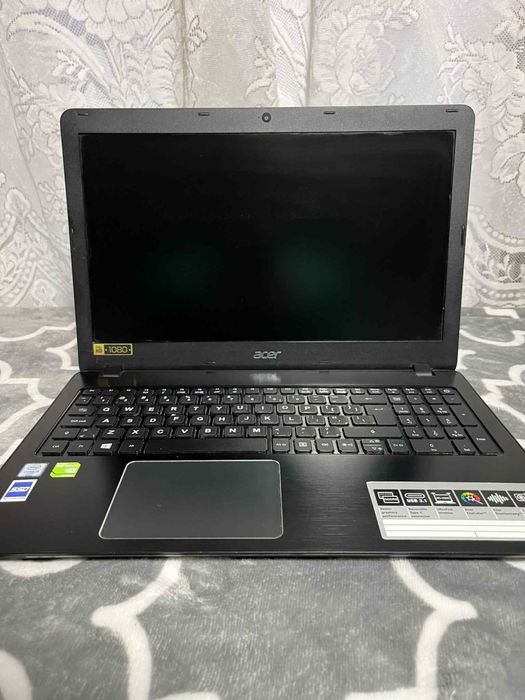 Acer f5-573  stare foarte buna