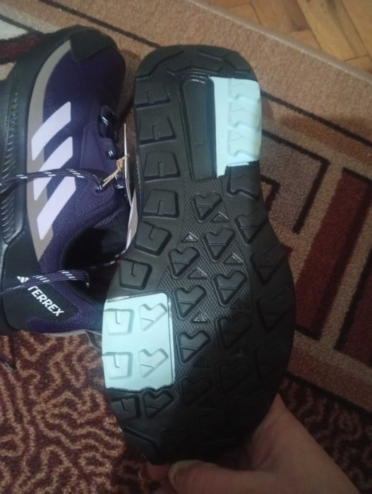 Дамски оригинални маратонки adidas TERREX