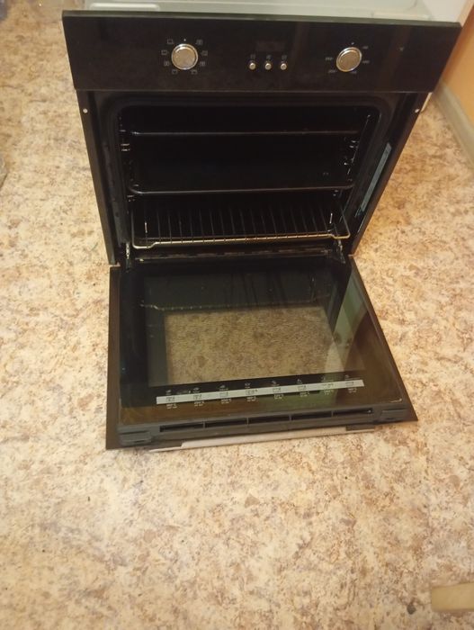 Продам Духовой шкаф