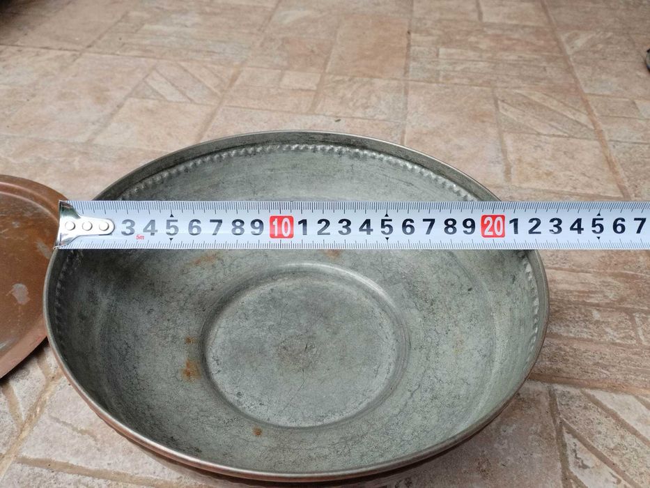 Стара медна паница