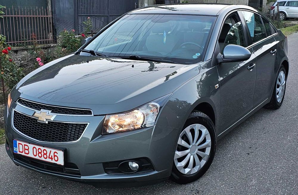 Chevrolet Cruize/1.6 benzina/160.000km(carte service)