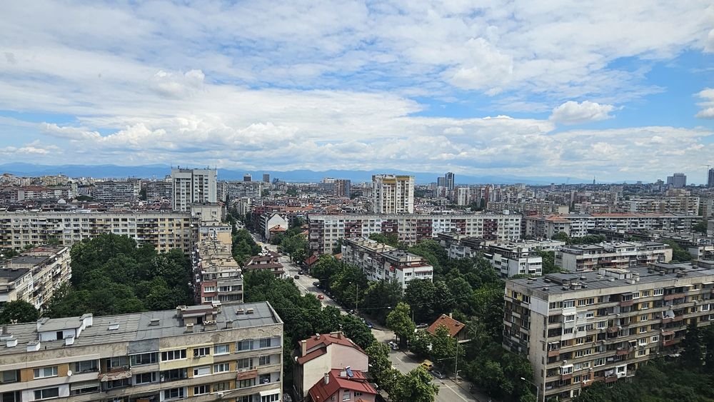 Дава се под наем Двустаен апартамент в София, Красно село - 75 кв.м за 663 € - Снимка #13