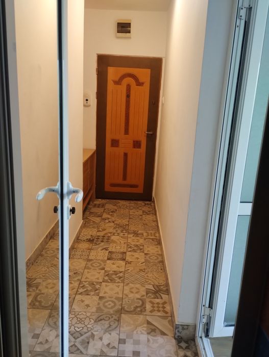 Garsoniera Micro 19 de închiriat – Zona Hotel Magnus