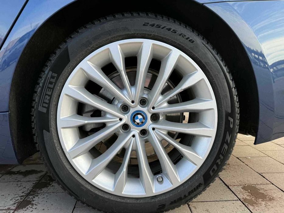 BMW 530E xDrive Luxury Line