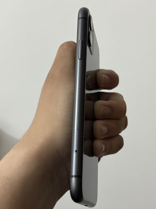 Продам Айфон 11,Apple 11,iPhone 11