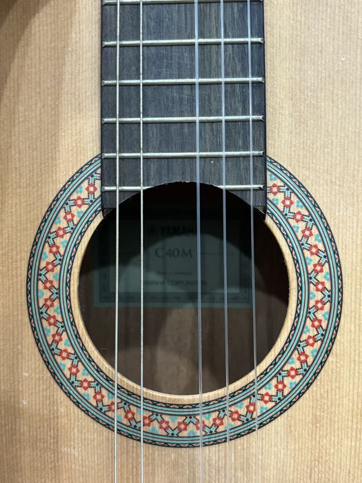 Гитара Yamaha C40M с чехлом Walden