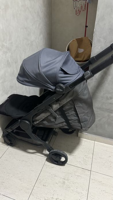 Продам коляску Ergobaby metro+