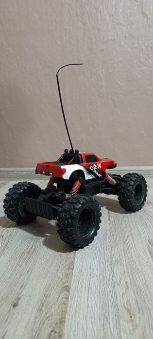 Кола с дистанционно Rock Crawler