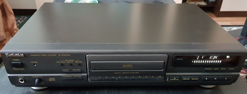 CD Player Technics SL-PG570A
