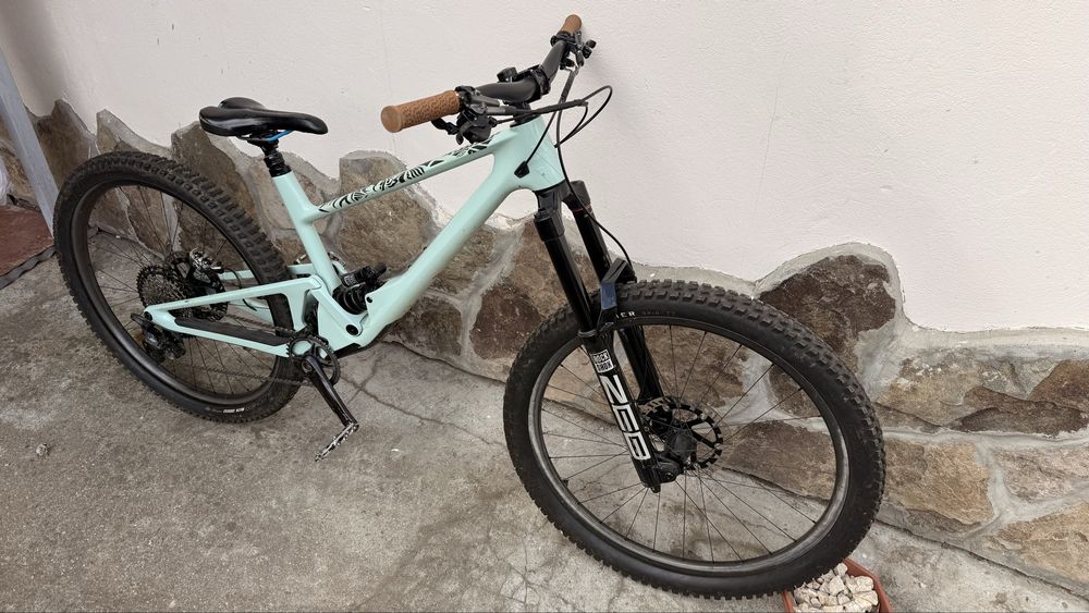 De vanzare bicicleta carbon SCORE 4060