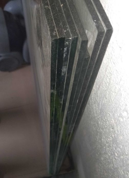 стекло от стеклопакета