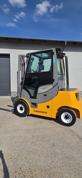 Motostivuitor Stivuitor JUNGHEINRICH  DFG 540s